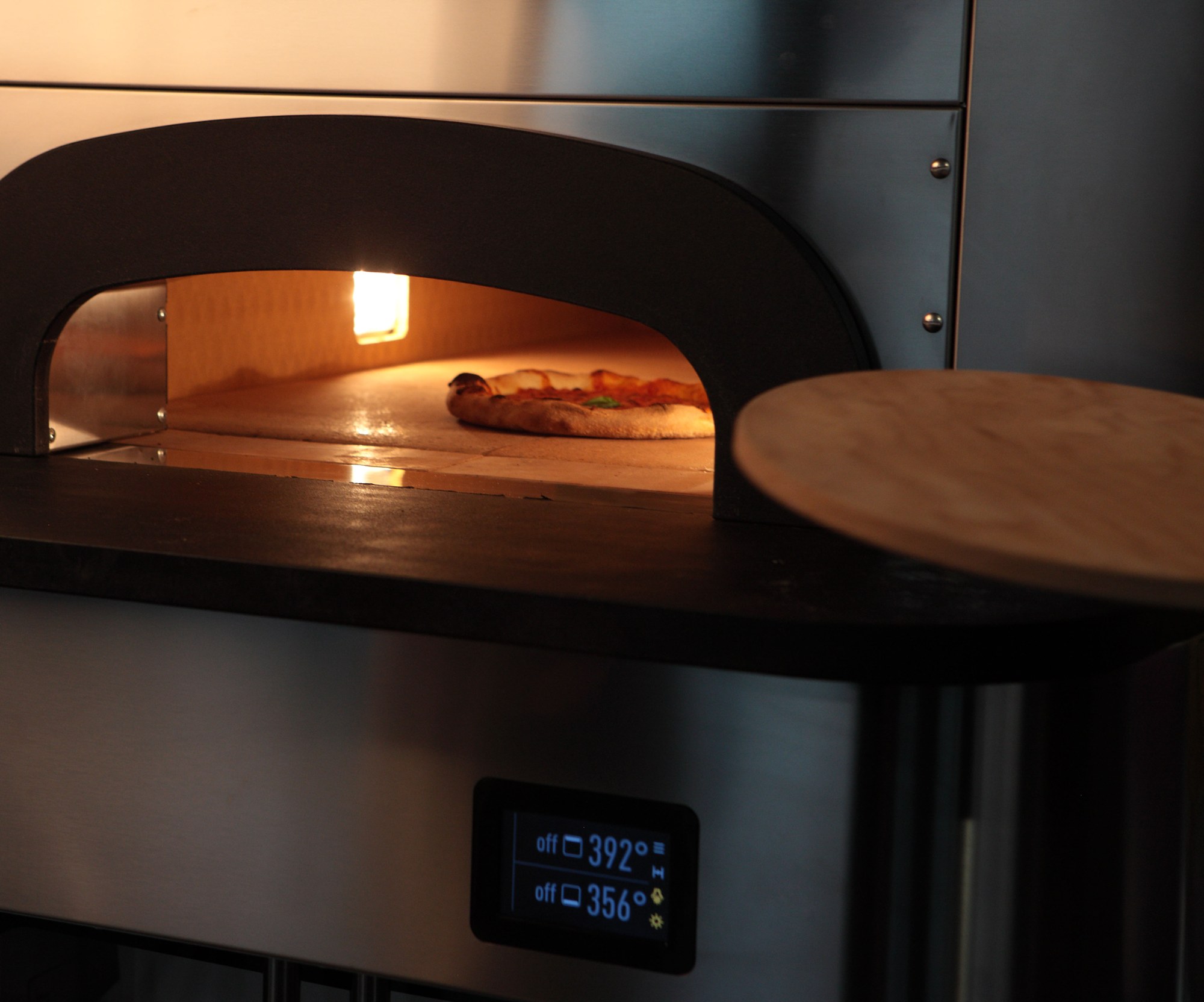 Pizza Group 550 Backkammer